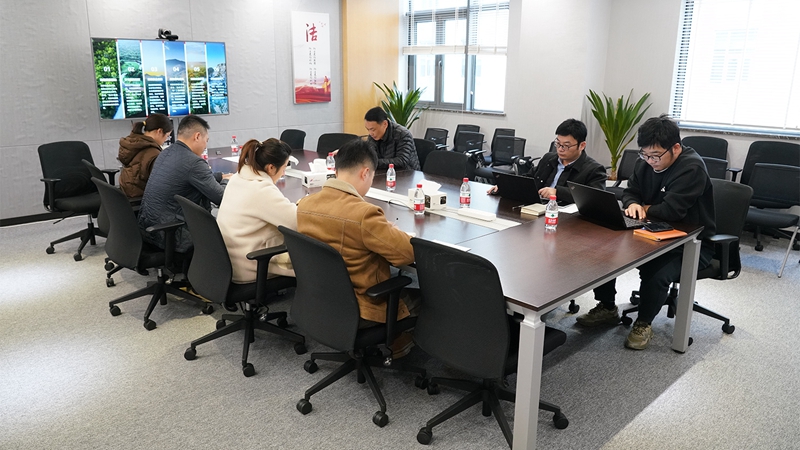浙農(nóng)投資召開省社安全管理制度培訓(xùn)暨四季度安全生產(chǎn)經(jīng)營形勢分析會(huì)